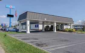 Motel 6 Staunton Virginia