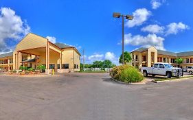 Lone Star Inn And Suites Victoria Texas