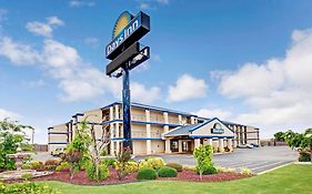 Days Inn And Suites Oklahoma City Moore 2*