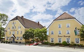 Hotel Gutsgasthof Stangl  4*