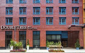 Doubletree Hilton New York Times Square West 4*