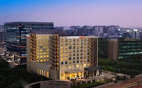 Courtyard By Marriott Bengaluru Outer Ring Road 5*