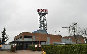 Hotel Motel 2  4*