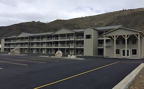 Yellowstone Big Rock Inn 3*