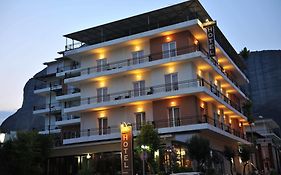 Edelweiss Hotel Καλαμπακα