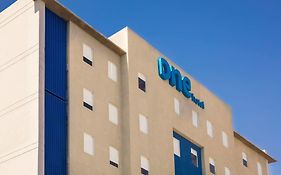Hotel One Mexicali 3*