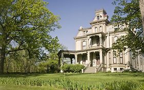 Garth Woodside Mansion Bed And Breakfast Hannibal United States