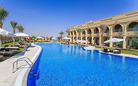 Western Hotel Madinat Zayed 4*