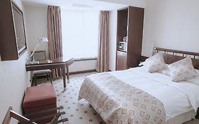 中福大酒店 酒店 3*