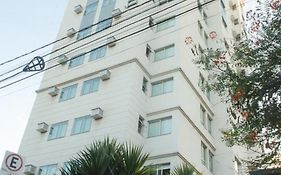 Ímpar Suítes Cidade Nova Hotel