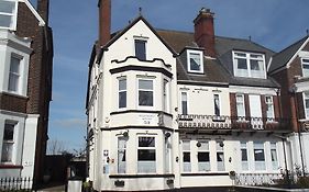 Beaumont House Great Yarmouth 4*