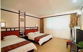 Yangshuo Huating Holiday Inn