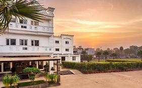 Hotel Ananya Regency Kashipur 4*