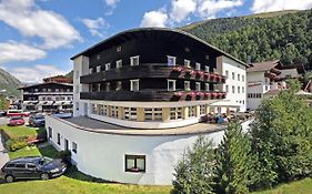 Berghotel-Gasthof Gstrein