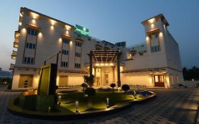 Lemon Tree Hotel Coimbatore  4* India