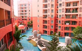 Seven Seas Resort Pattaya & Sofa Bed