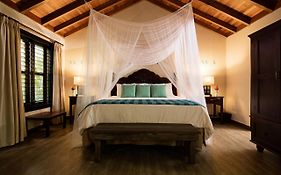 Hotel Jungle Lodge Tikal 4*