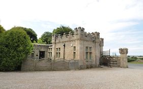 Walworth Castle Lodge