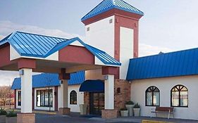 Norwood Inn And Suites Eagan