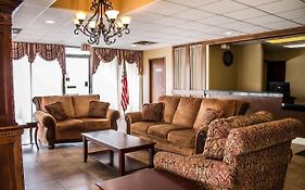 Quality Inn & Suites North Youngstown Oh 2*