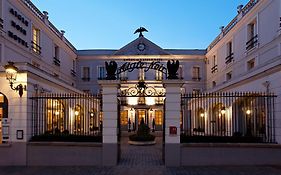 Hotel l Aigle Noir Fontainebleau