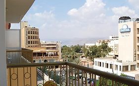 Al Qidra Hotel & Suites  3*