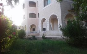 Jericho Waleed'S Hostel photos Exterior