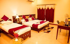 Hotel Mayura Chalukya Badami 2*