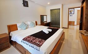 Holi Beach Hotel Apartments