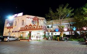 Hotel Tansen Residency Gwalior 4*