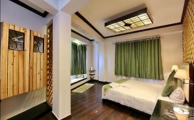 Hotel Dip Palace Darjeeling (west Bengal) India