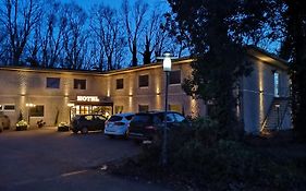 Hotel Am Springhorstsee  3*