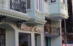 Historial Hotel  3*