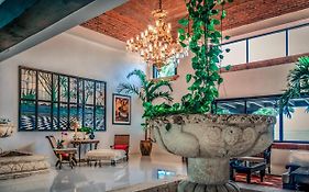 Villa Albatros Oceanfront Luxury Hotelzone Cancun Mexico