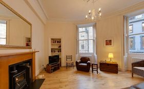 Altido Spacious 2Bed In Heart Of Old Town - Diagon Alley