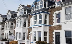 Wyvern Guest House Bude 3*