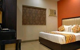 Hotel Deviram Palace Agra (uttar Pradesh) 3* India