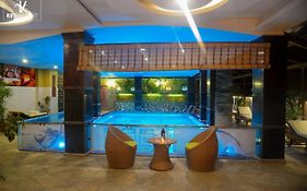 Kuti Resort&Spa