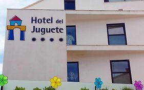 Hotel Del Juguete  4*