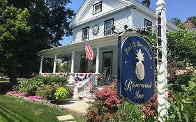 Riverwind Inn Bed And Breakfast