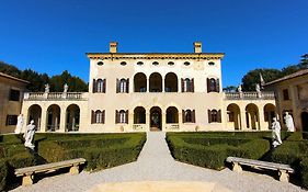 Hotel Villa Giona Verona 4* Italy