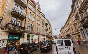 Apartment On Pekarska Street