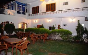 Hotel Sugandh Retreat Jaipur  3* India