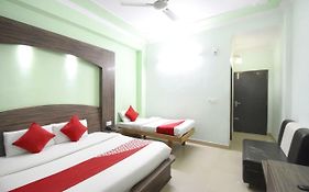 Oyo 5876 Hotel Ks International Katra (jammu And Kashmir) 2* India