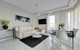 Luxury Long Island Suite