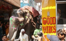 Good Vibes Hostel Varanasi