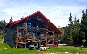 Heather Mountain Lodge Golden Canada