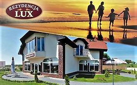 Bed And Breakfast Rezydencja Lux  2*