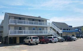 Atlantic Breeze Motel & Apartments