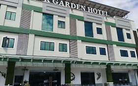 K Garden Hotel (ipoh) Sdn Bhd  3*